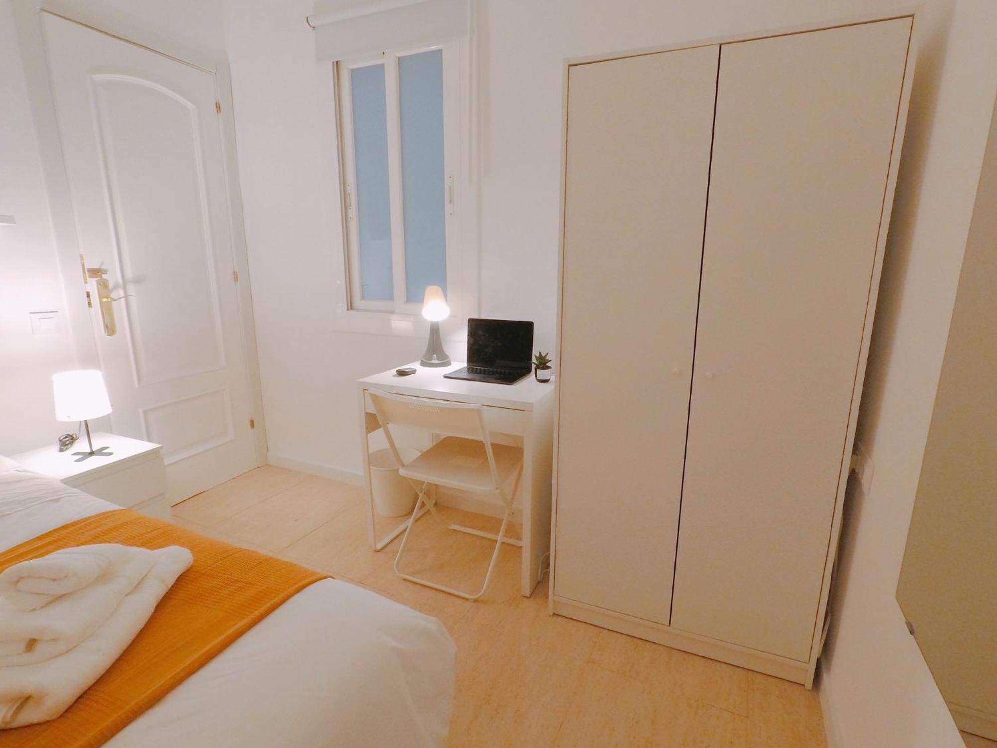 Apartment Karlabcnhome *