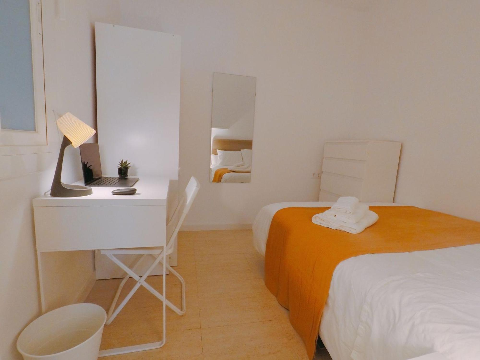 Karlabcnhome L'Hospitalet de Llobregat